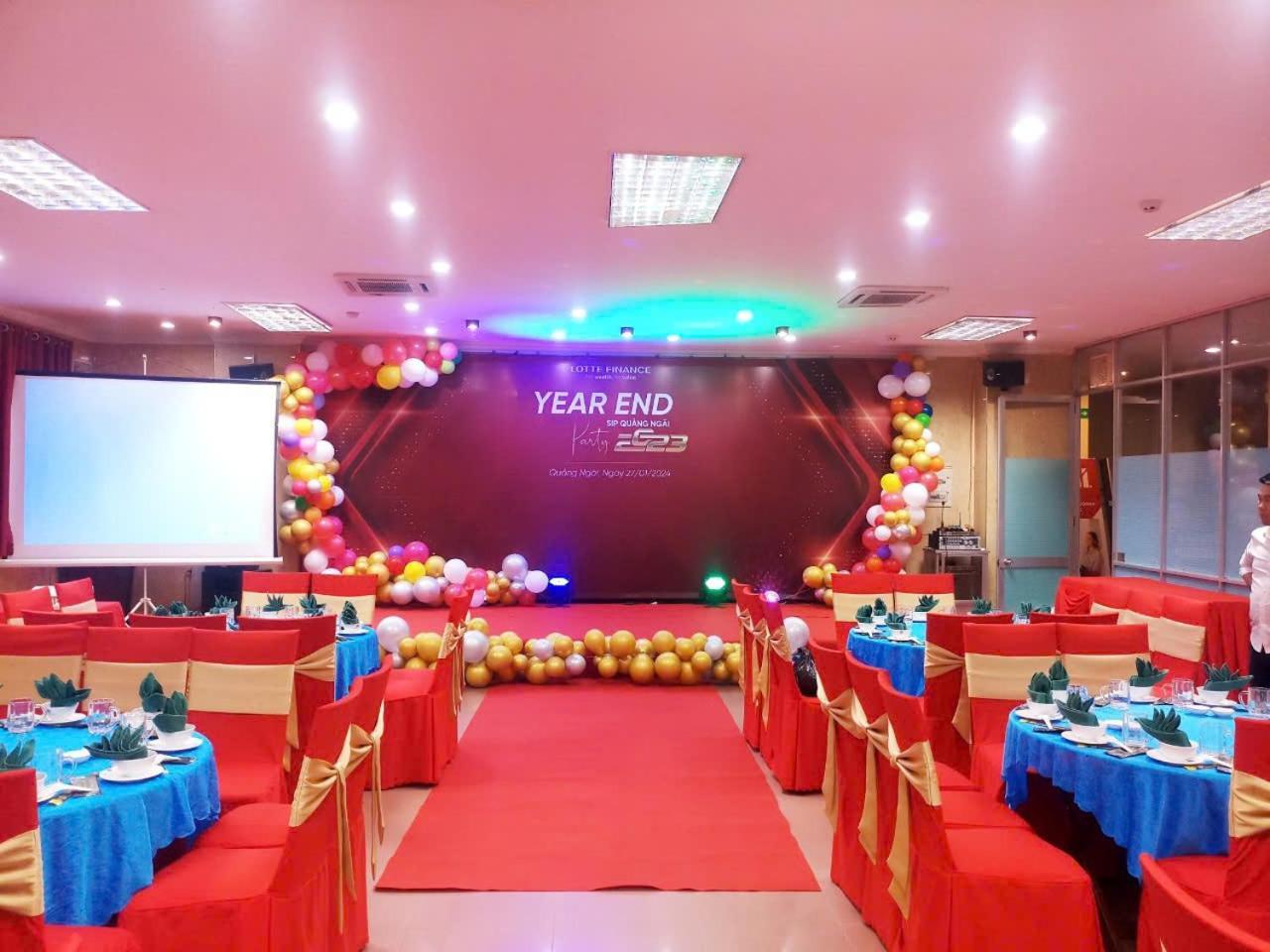 Hotel Khach San Hung Vuong Quảng Ngãi Exterior foto
