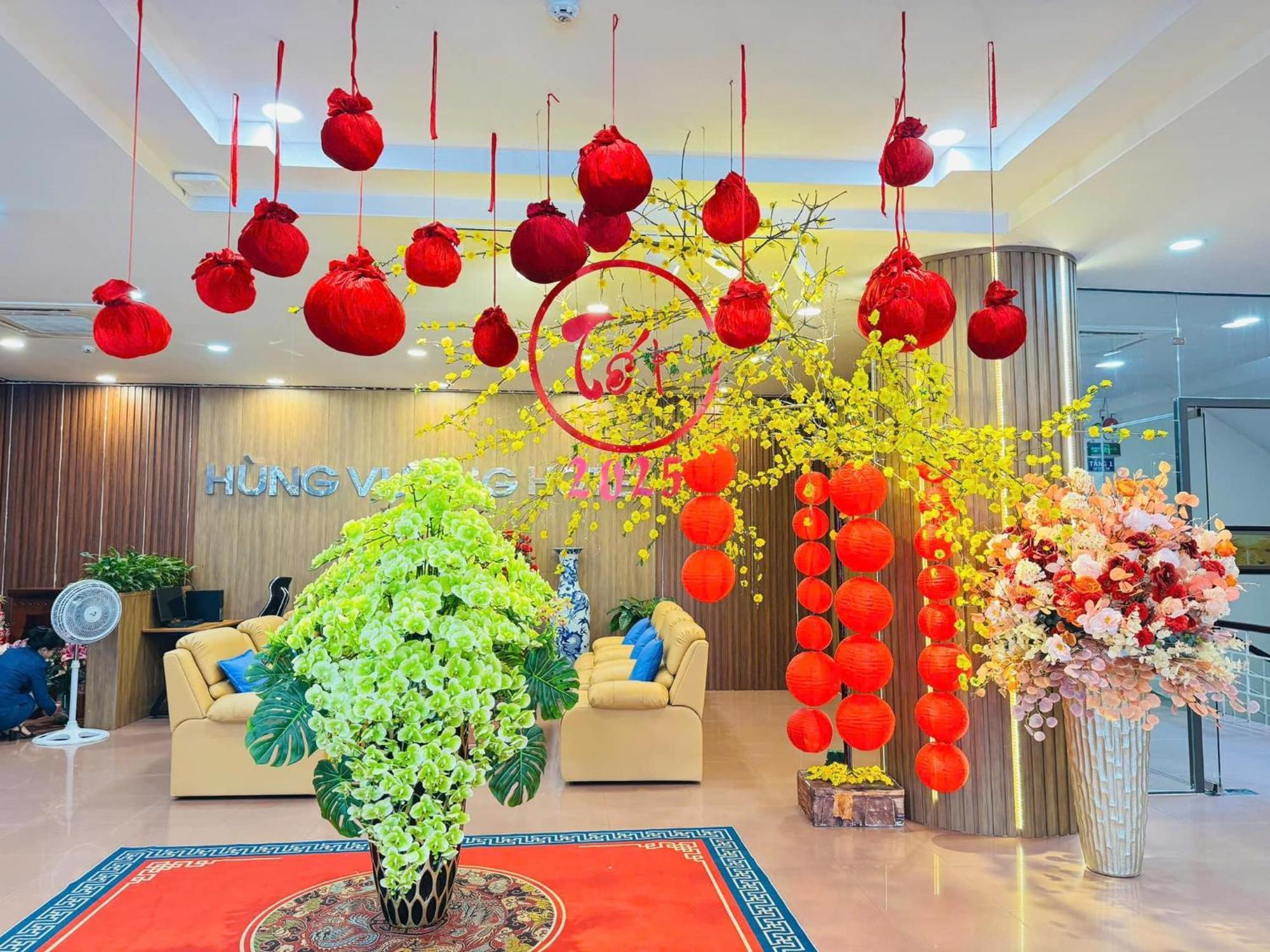 Hotel Khach San Hung Vuong Quảng Ngãi Exterior foto