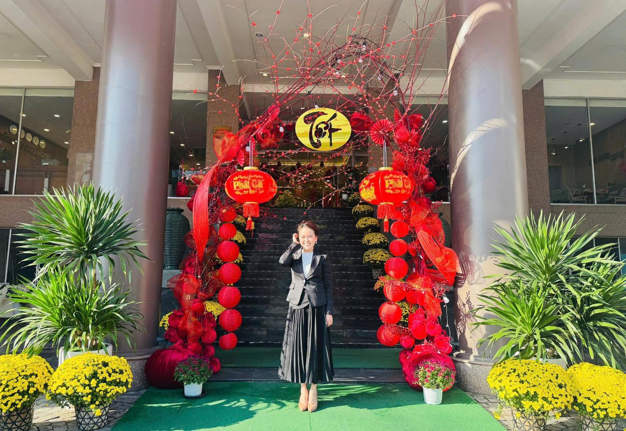 Hotel Khach San Hung Vuong Quảng Ngãi Exterior foto